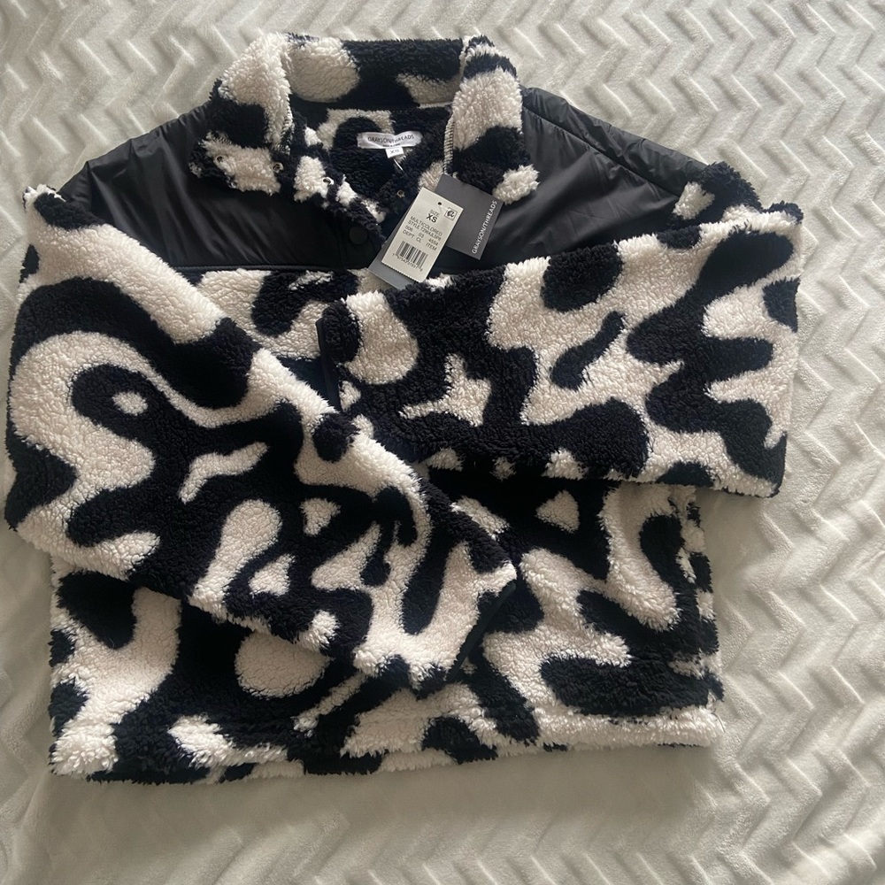 Swirly cute cozy sweater